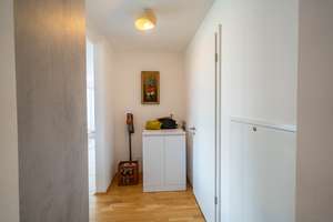 Lichtdurchflutete 2,5-Raum-Wohnung mit Einbauküche und großem Balkon – 93051 Großprüfening-Dechbetten-Königswiesen, Regensburg – Vorschaubild 10