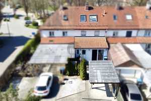 DESIGN & ATMOSPHÄRE – REIHENHAUS MIT OFFENER KÜCHE, TERRASSE UND LICHTDURCHFLUTETEM STUDIO – Göppingen (Kreis) – Vorschaubild 2