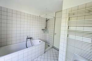 Stilvolles und urbanes Leben im DU-Innenhafen - 3-Zimmer-Wohnung mit Balkon & Tiefgaragenstellplatz! – Die vollständige Adresse der Immobilie erhältst du vom Anbieter., 47051 Altstadt, Duisburg – Vorschaubild 8