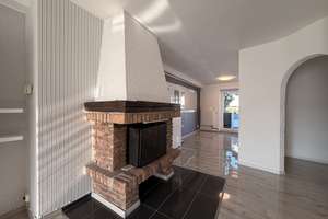 Wohnkomfort auf drei Ebenen – Exklusives Reihenmittelhaus mit Kamin, Balkone und Garage – Am Spörkel 29a, 44227 Menglinghausen, Dortmund – Vorschaubild 13
