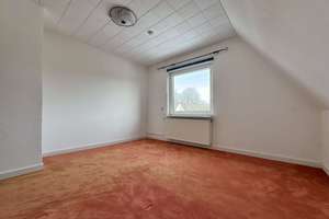 Großes Grundstück (1.296 m²) + Wintergarten + Garage – Familienhaus in ruhiger Lage von Langenhorn – Die vollständige Adresse der Immobilie erhältst du vom Anbieter., 22419 Langenhorn, Hamburg – Vorschaubild 17