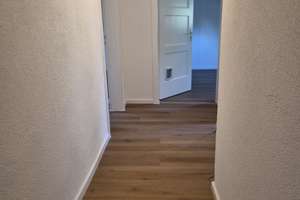 WG-Zimmer in frisch renovierter Dachgeschosswohnung zu vermieten – ab sofort verfügbar – Die vollständige Adresse der Immobilie erhältst du vom Anbieter., 76133 Nordstadt, Karlsruhe – Vorschaubild 7