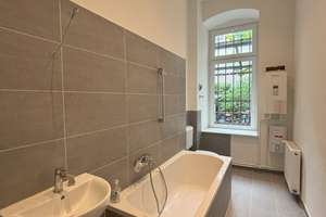 Property thumbnail 6