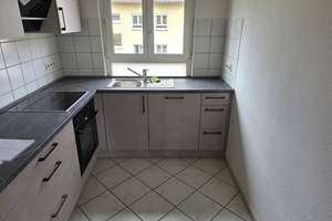 Helle 3-Zimmer Wohnung im 4. OG in Pforzheim Innenstadt – Blumenheckstraße 36, 75175 Innenstadt, Pforzheim – Vorschaubild 4