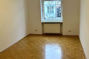 ***Bornheim/Nähe Günthersburgpark*** 2-Zimmer-Altbauwohnung mit kleinem Balkon – Im Prüfling x, 60389 Bornheim, Frankfurt am Main – Vorschaubild 2