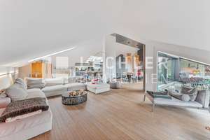 PENTHOUSE MIT STADTBLICK IN HALBHÖHENLAGE –
STILVOLL. EDEL. AUSSERGEWÖHNLICH. – Die vollständige Adresse der Immobilie erhältst du vom Anbieter., 70193 Hölderlinplatz, Stuttgart – Vorschaubild 5