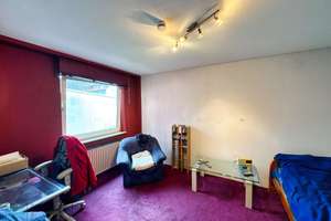 ***zentral gelegene 2-Zimmer-Wohnung mit Entwicklungspotenzial – Die vollständige Adresse der Immobilie erhältst du vom Anbieter., 42289 Heckinghausen, Wuppertal – Vorschaubild 12