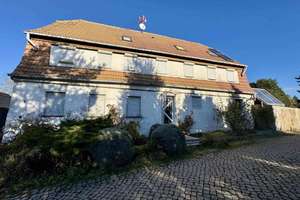 Mehrgenerationenhaus mit großem Grundstück zu verkaufen! *Pool* *Garage* *Einliegerwohnung* – Die vollständige Adresse der Immobilie erhältst du vom Anbieter., 1612 Nünchritz – Vorschaubild 10