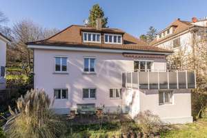 Familienidylle mit Einliegerwohnung und großem Südgrundstück – Die vollständige Adresse der Immobilie erhältst du vom Anbieter., 70195 Botnang-Süd, Stuttgart – Vorschaubild 3