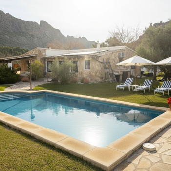 Entdecken Sie diese charmante mediterrane Villa in der Nähe des malerischen Wanderwegs Cala Boquer i