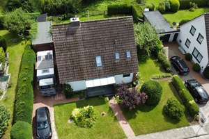 Einfamilienhaus im Herzen von Heikendorf – Die vollständige Adresse der Immobilie erhältst du vom Anbieter., 24226 Heikendorf – Vorschaubild 2
