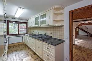 Bestlage direkt in Schorndorf! Ein großes Einfamilienhaus mit Einliegerwohnung – Die vollständige Adresse der Immobilie erhältst du vom Anbieter., 73614 Schorndorf – Vorschaubild 37