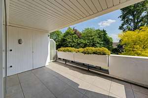 Stilvolle, exklusive 2-3 Zimmer-Wohnung mit EBK, Sonnenterrasse, Pool & Sauna in Krefeld-Bockum – Die vollständige Adresse der Immobilie erhältst du vom Anbieter., 47800 Bockum, Krefeld – Vorschaubild 4
