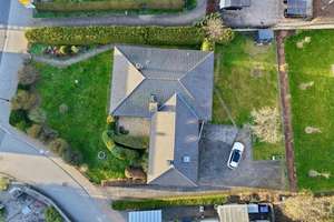 Stilvoller Winkelbungalow in der ältesten Stadt des Hunsrücks! – Koppensteiner Weg 1, 55481 Kirchberg (Hunsrück) – Vorschaubild 4