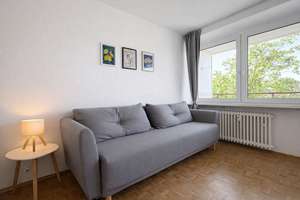 Schöne 1 Zi. Wohnung mit Balkon in Fürstenried (U3) - provisionsfrei – Engadiner Straße 52, 81475 Fürstenried-West, München – Vorschaubild 3