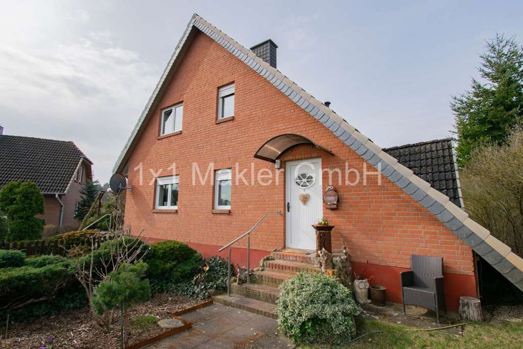 Immobilie in Crivitz - Einfamilienhaus in idyllischer Lage mit Tiefgarage - Bild 0