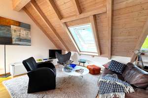 Helle und freundliche Dachgeschosswohnung mit Terrasse – Riegerhofstr. 15, 80686 Sankt Ulrich, München – Vorschaubild 4