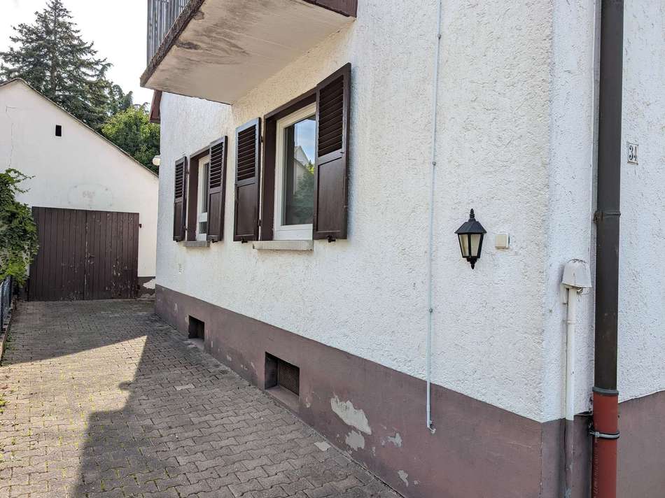 Einfahrt Hof