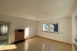 Helle und ruhige 4 Zimmer Wohnung mit Einbauküche in Stuttgart – Die vollständige Adresse der Immobilie erhältst du vom Anbieter., 70435 Zuffenhausen-Mitte, Stuttgart – Vorschaubild 4