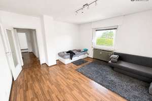 BEZUGSFREI: Großzügige 1-Zi.-Wohnung (Zi. + Küche + Bad) in beliebter Halbhöhenlage in S-Wangen – Die vollständige Adresse der Immobilie erhältst du vom Anbieter., 70327 Wangen, Stuttgart – Vorschaubild 2