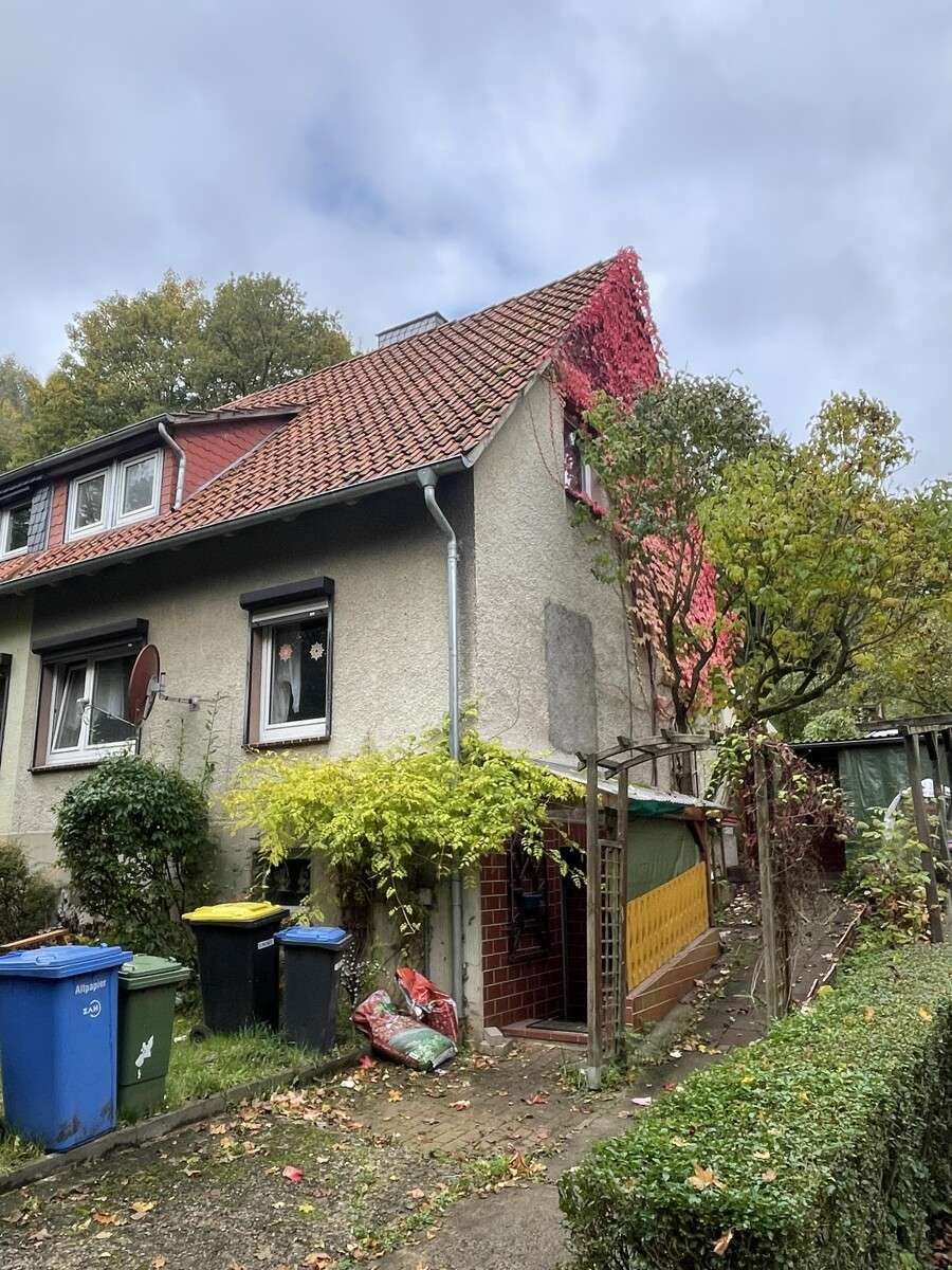 Renovierungsbedürftige DHH in Freden, Hildesheim Kreis – Bild 1