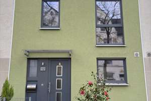 Familienfreundliches Reihenhaus mit Garten und Garage in  Krefeld-Uerdingen – Westerburgstraße 12, 47829 Uerdingen, Krefeld – Vorschaubild 1