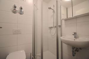 Möbliertes, attraktives 1-Zimmer-Studenten-Apartment in zentraler und ruhiger Lage von Ingolstadt. – Wredestraße 19, 85055 Nordost, Ingolstadt – Vorschaubild 9