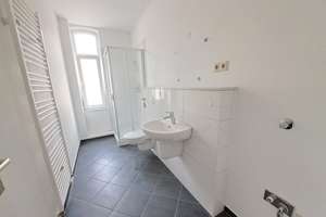 Modernisierte 3-Zimmer-Wohnung mit Balkon und Fußbodenbelag in Bremerhaven-Lehe! – Fritz-Reuter-Straße 31, 27568 Lehe, Bremerhaven – Vorschaubild 6