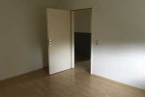 Generationen-Haus mit zwei 4-Zi-Wohnungen in Hamburg Lurup – Hamburg – Vorschaubild 13