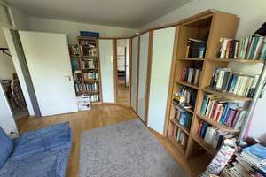 HÜBSCHES ZUHAUSE! Helle, ruhig gelegene 3-Zimmer-Wohnung mit Loggia, Swimmingpool auf dem Dach! – Breslauer Straße 18, 89231 Neu-Ulm – Vorschaubild 7