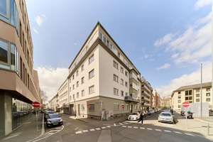 Von Privat aus 2025! Provisionsfrei! Sanierte 4-Zimmer-Wohnung in Mainz! – Mittlere Bleiche 59, 55116 Altstadt, Mainz – Vorschaubild 2