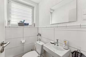 Stilvoll modernisierte 4-Zimmer-Eigentumswohnung in ruhiger Lage von Duisburg-Bergheim – Die vollständige Adresse der Immobilie erhältst du vom Anbieter., 47228 Hochemmerich, Duisburg – Vorschaubild 6