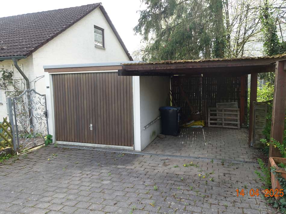 Garage und Carport