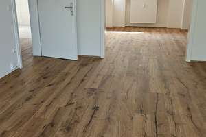 Attraktive Dachgeschoss-Wohnung in zentraler Lage im Essener Süden – Ruhrallee 61, 45138 Huttrop, Essen – Vorschaubild 8