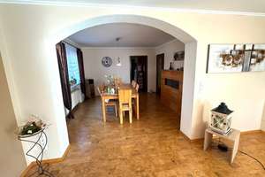 Großes Zweifamilienhaus in Klosterlechfeld - Top Lage – Die vollständige Adresse der Immobilie erhältst du vom Anbieter., 86836 Klosterlechfeld – Vorschaubild 9