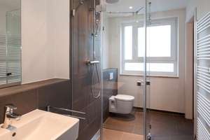Ottensen erleben: 3 Zimmer Wohnung mit Loggia und Einbauküche in Hamburg Altona – Die vollständige Adresse der Immobilie erhältst du vom Anbieter., 22763 Ottensen, Hamburg – Vorschaubild 4
