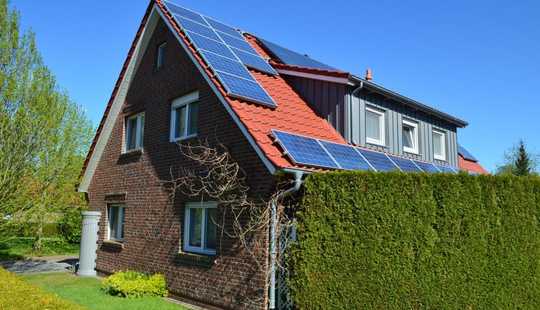 Bild von Energieeffizientes Einfamilienhaus (KfW 40) in Leerhafe – Energiefresser wohnen woanders!