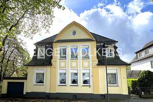 Stilvolle Patriziervilla mit historischem Charme und Sanierungspotenzial