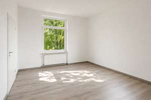 Essen: Renovated 3-room apartment, approx. 6% ROI, Commission-FREE – Die vollständige Adresse der Immobilie erhältst du vom Anbieter., 45127 Stadtkern, Essen – Vorschaubild 5