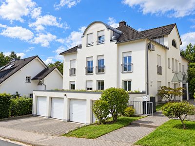Exklusives Wohnen auf zwei Etagen in Bestlage von Oberursel!