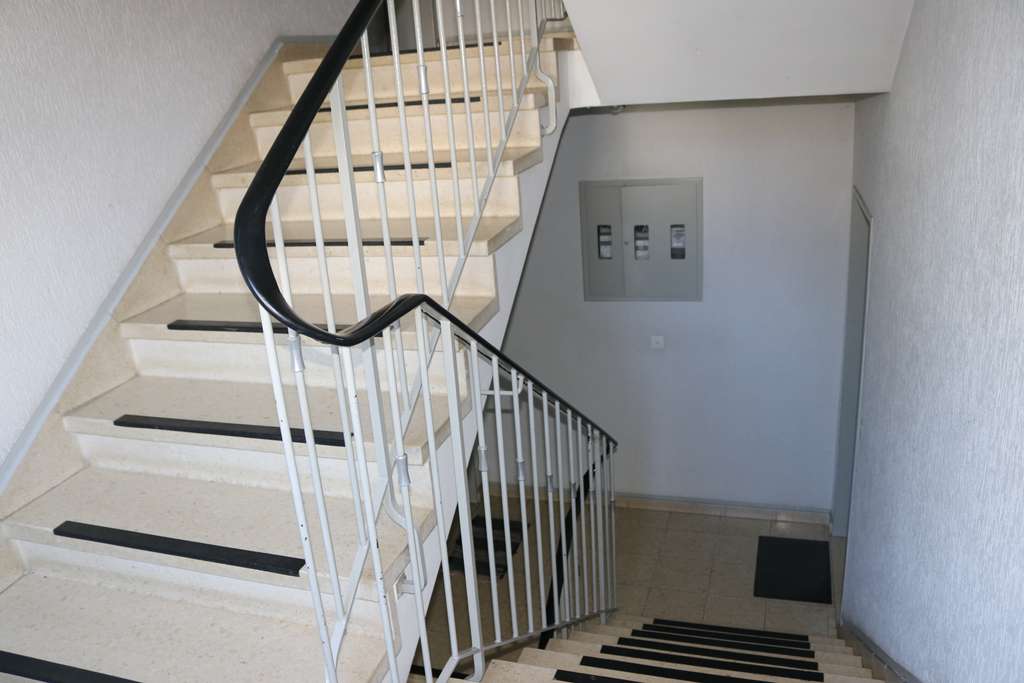 Immobilie in Butzbach - Gelegenheit für Kapitalanleger: 6-Familienhaus mit Potenzial in Butzbach-Kernstadt - Bild 3