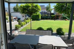 Voll Möblierte, neuwertige 2-Zimmer-Erdgeschosswohnung mit geh. Innenausstattung mit Terrasse+EBK – Die vollständige Adresse der Immobilie erhältst du vom Anbieter., 76228 Hohenwettersbach, Karlsruhe – Vorschaubild 17
