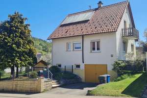 Idyllisches Wohnglück: Charmantes Einfamilienhaus mit Traumgarten – Vaihinger-Hof-Str. 13, 72369 Zimmern unter der Burg – Vorschaubild 1