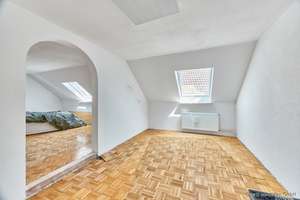 In ruhiger Lage von Schönbrunn: Einfamilienhaus, teilrenoviert und mit PV-Anlage, Wärmepumpe, sowie  – Die vollständige Adresse der Immobilie erhältst du vom Anbieter., 69436 Schönbrunn – Vorschaubild 15