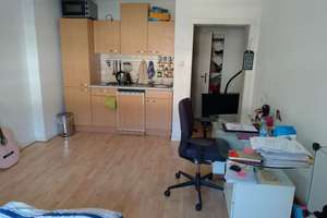 Klein - aber mein!
Single-Appartement mit kleiner Einbauküche – Die vollständige Adresse der Immobilie erhältst du vom Anbieter., 45130 Rüttenscheid, Essen – Vorschaubild 2