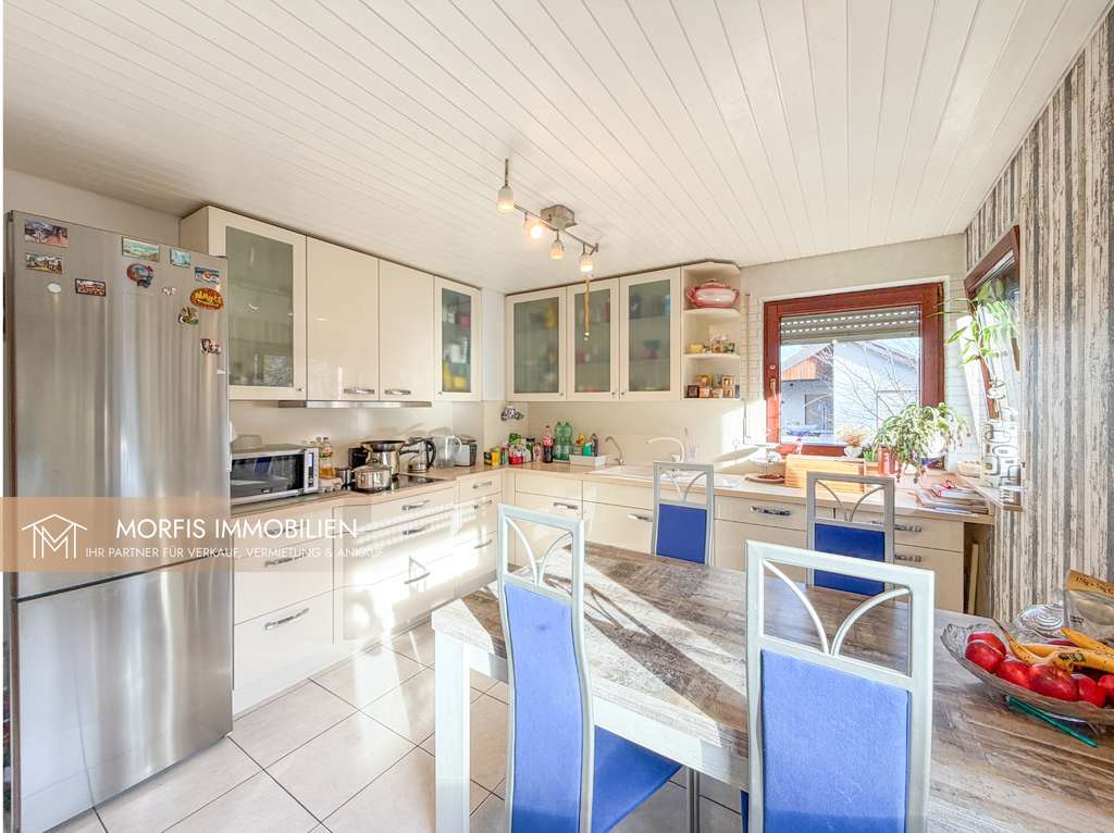 Immobilie in Besigheim - **3-Zimmer-Wohnung mit Balkon & TG-Stellplatz in beliebter Lage von Besigheim** - Bild 2