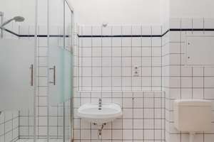 Charmante 1-Zimmer-Altbauwohnung im ruhigen Gartenhaus des Samariterkiezes – Die vollständige Adresse der Immobilie erhältst du vom Anbieter., 10247 Friedrichshain, Berlin – Vorschaubild 4