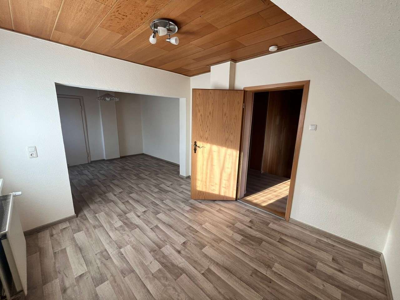 Immobilie in Süpplingen - Charmantes Einfamilienhaus mit Carport & Innenhof in Süpplingen - Bild 6