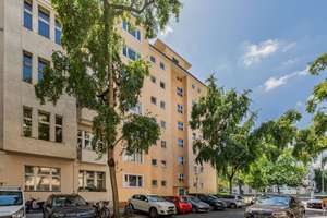 Sonnenbalkon trifft Kudamm-Blick - Hochwertig modernisierte 4 Zimmerwohnung ! – Sybelstraße 56, 10629 Charlottenburg, Berlin – Vorschaubild 28