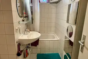 Befristete 3-Zimmer-Wohnung mit Balkon in bester Lage der Oststadt – Flüggestraße 22A, 30161 Hannover – Vorschaubild 3